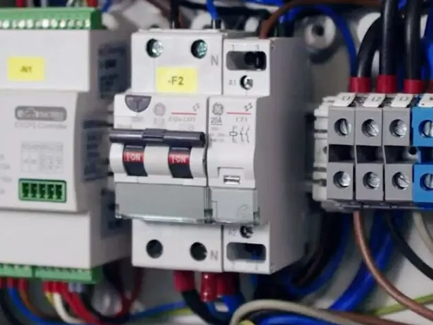 Elektrotechnik-Großhandel